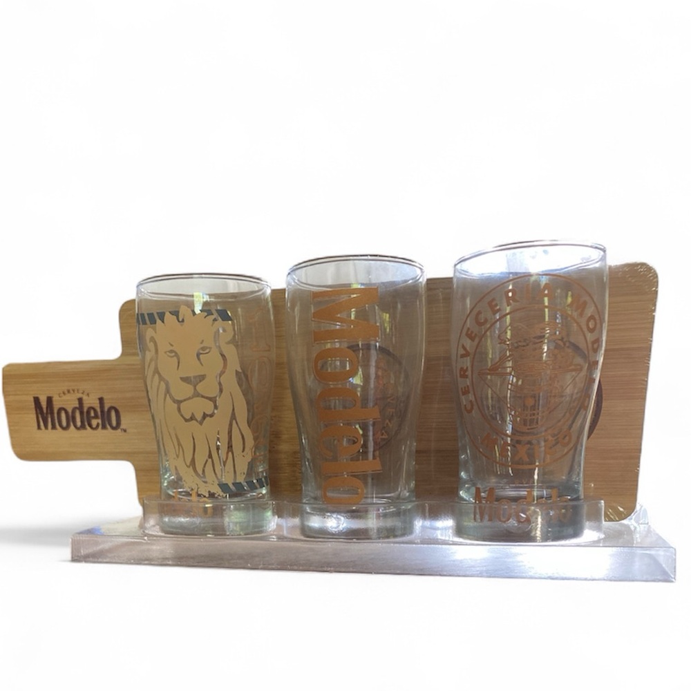 ModelCo Gold Lion Glass Set with Wooden Paddle